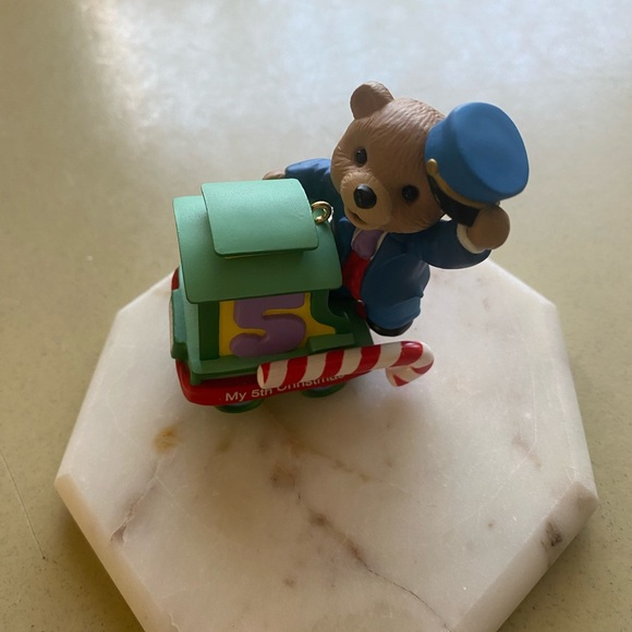 NIB Hallmark 2002 ornament child’s fifth Christmas - Picture 2 of 9